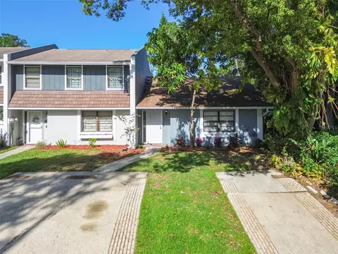 1236 Abbey Crescent Ln, Clearwater, FL 33759