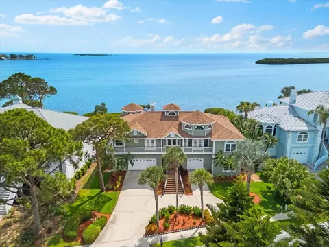 2081 Pointe Alexis Dr, Tarpon Springs, FL 34689