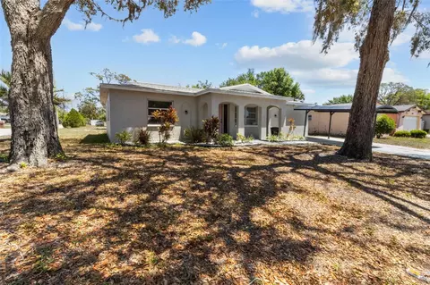 9114 Richwood Ln, Port Richey, FL 34668