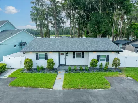2701 W Lutz Lake Fern Rd W, Lutz, FL 33558