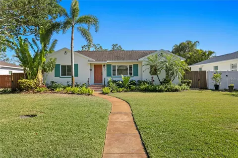 432 39th Ave NE, Saint Petersburg, FL 33703