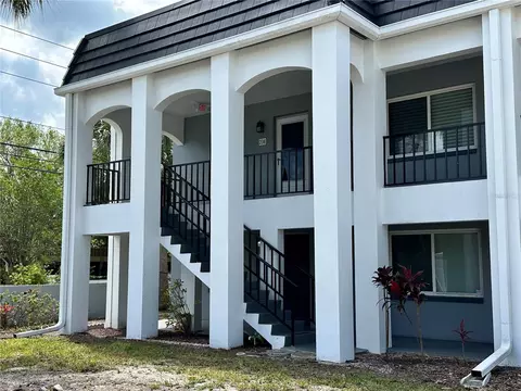 8651 10th St N #236, Saint Petersburg, FL 33702