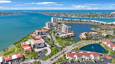 6357 Bahia Del Mar Blvd #111, Saint Petersburg, FL 33715
