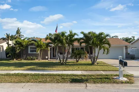 12290 89th Ter, Seminole, FL 33772