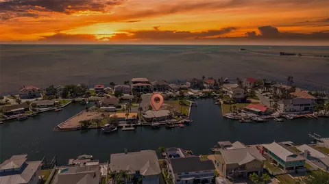 3085 Bayfront Cir, Hernando Beach, FL 34607