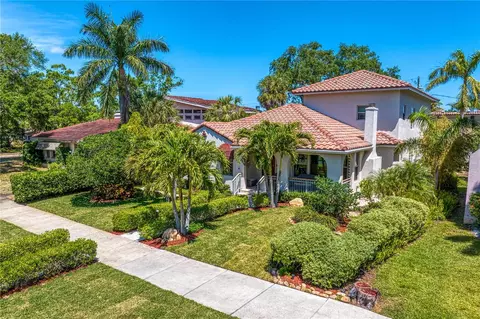 2421 Brevard Rd NE, Saint Petersburg, FL 33704