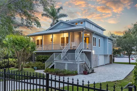 2314 N Riverside Dr, Tampa, FL 33602