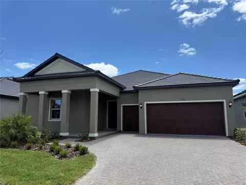 31556 Cardinal Yard Dr, San Antonio, FL 33576