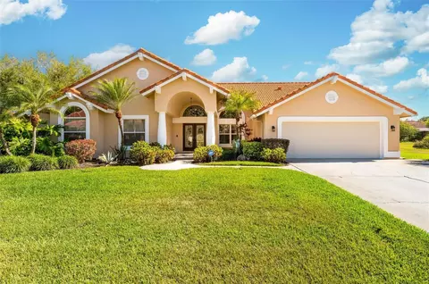 30314 Fairway Dr, Wesley Chapel, FL 33543