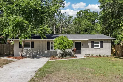11707 Linda Ln, Dade City, FL 33525