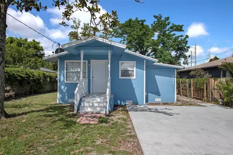 8624 N Semmes St, Tampa, FL 33604