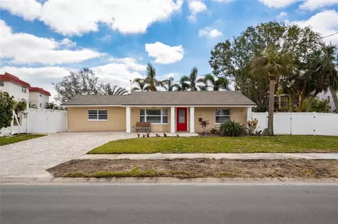 1820 Massachusetts Ave NE, Saint Petersburg, FL 33703