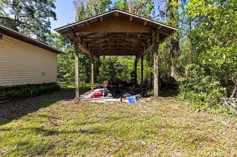 Exterior - 29133 Lawton Dr, Nobleton, FL 34661 photo 7 of 12