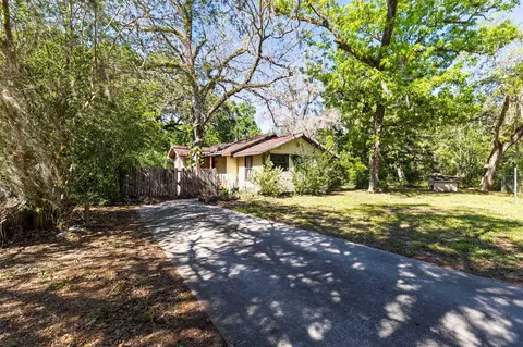 Exterior - 29133 Lawton Dr, Nobleton, FL 34661 photo 1 of 12