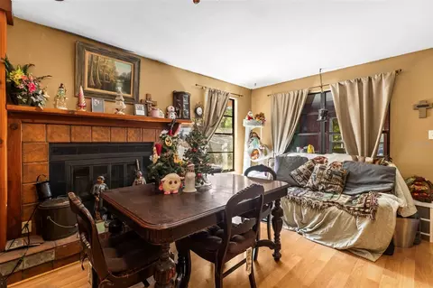 Dining - 29133 Lawton Dr, Nobleton, FL 34661 photo 1 of 1