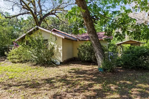 Exterior - 29133 Lawton Dr, Nobleton, FL 34661 photo 2 of 12