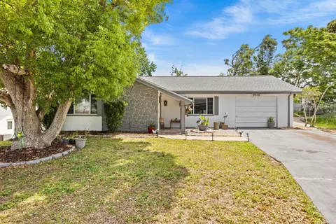 7714 Bayleaf Dr, Hudson, FL 34667