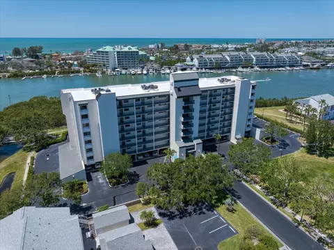 11730 Shipwatch Dr #203, Largo, FL 33774