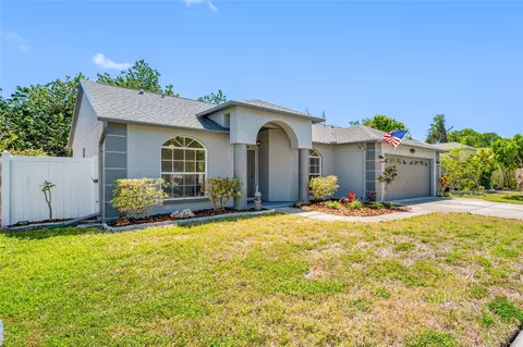 7080 Nicole Ln, Largo, FL 33771