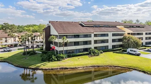 13610 S Village Dr #4212, Tampa, FL 33618