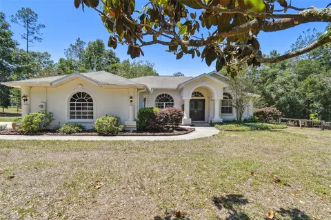 17835 Pine Knoll Dr, Dade City, FL 33523