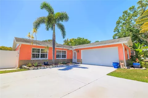 13024 124th Ave, Largo, FL 33774