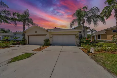 1216 Lyndhurst Greens Dr, Sun City Center, FL 33573