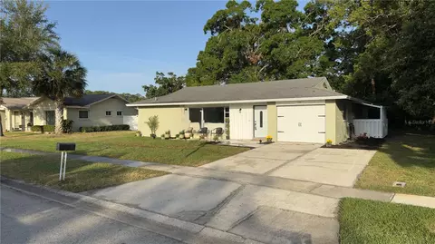 834 Anchorage Ln, Palm Harbor, FL 34685