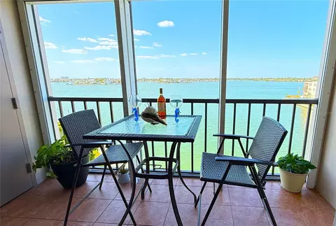 7700 Sun Island Dr S #506, South Pasadena, FL 33707