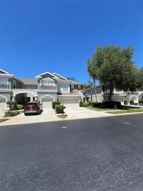 2111 Park Crescent Dr, Land O Lakes, FL 34639