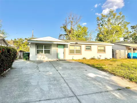 13649 120th St, Largo, FL 33778