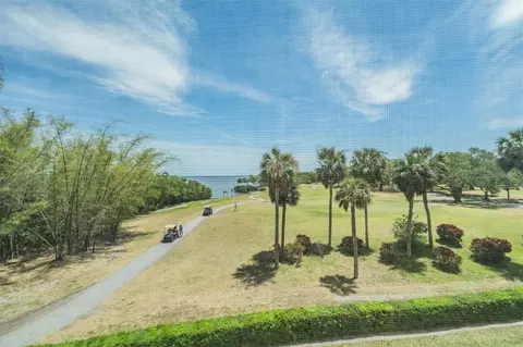 2616 Cove Cay Dr #301, Clearwater, FL 33760