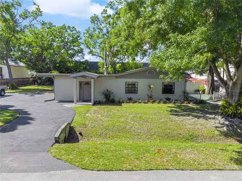 3910 W Comanche Ave, Tampa, FL 33614