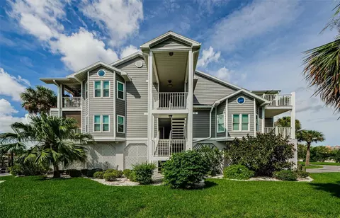 5712 Biscayne Ct #205, New Port Richey, FL 34652