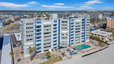 17400 Gulf Blvd #J7, Redington Shores, FL 33708