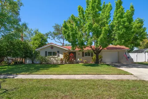 2731 Sunny Breeze Ave, Largo, FL 33770