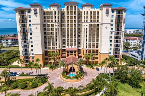 5823 Bowen Daniel Dr #606, Tampa, FL 33616