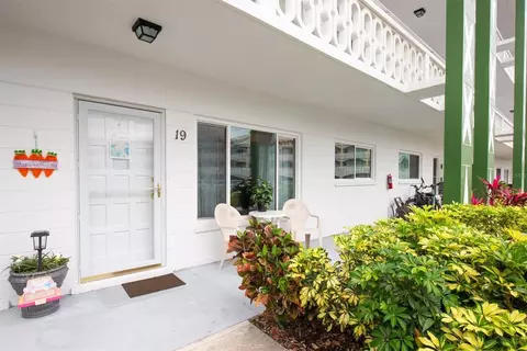 2469 Franciscan Dr #19, Clearwater, FL 33763