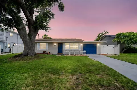 250 W Canal Dr, Palm Harbor, FL 34684