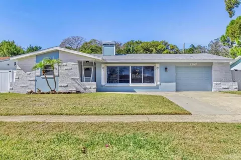 1560 Simmons Dr, Clearwater, FL 33756