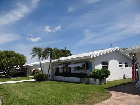 9825 41st St N, Pinellas Park, FL 33782