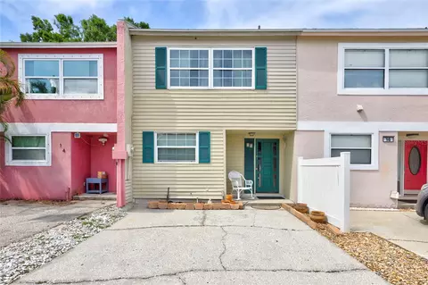 2811 S Pines Dr #15, Largo, FL 33771