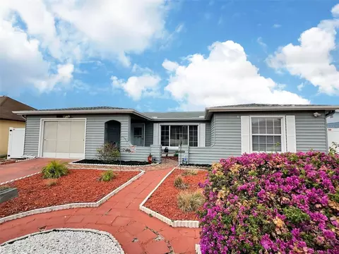 8413 Moulton Dr, Port Richey, FL 34668