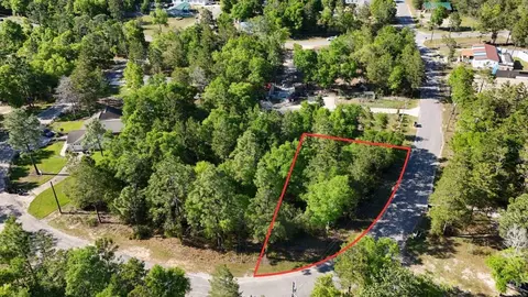 W Picasso Circle, Defuniak Springs, FL 32433