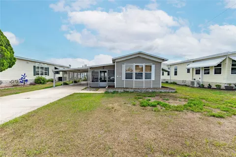 5428 Joyce St, Zephyrhills, FL 33542