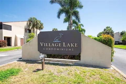 782 Village Lake Ter N #102, Saint Petersburg, FL 33716