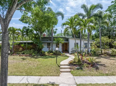 648 Myrtle Way S, Saint Petersburg, FL 33705