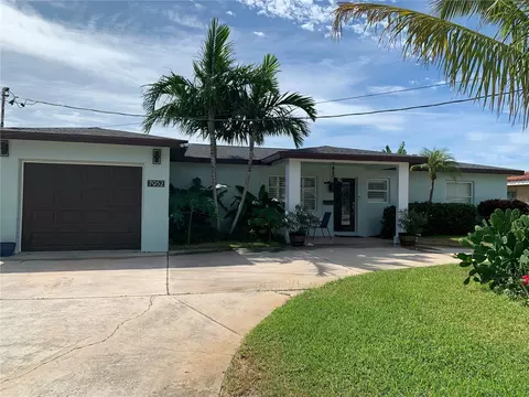 7952 1st Ave S, Saint Petersburg, FL 33707