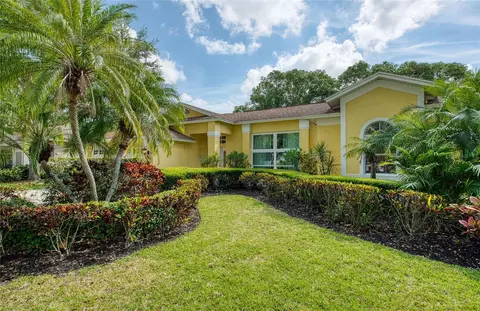 10321 Shady Oak Ln, Seminole, FL 33777