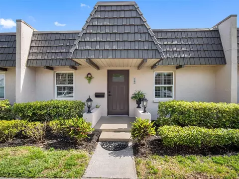 1702 Cordova Grn, Seminole, FL 33777